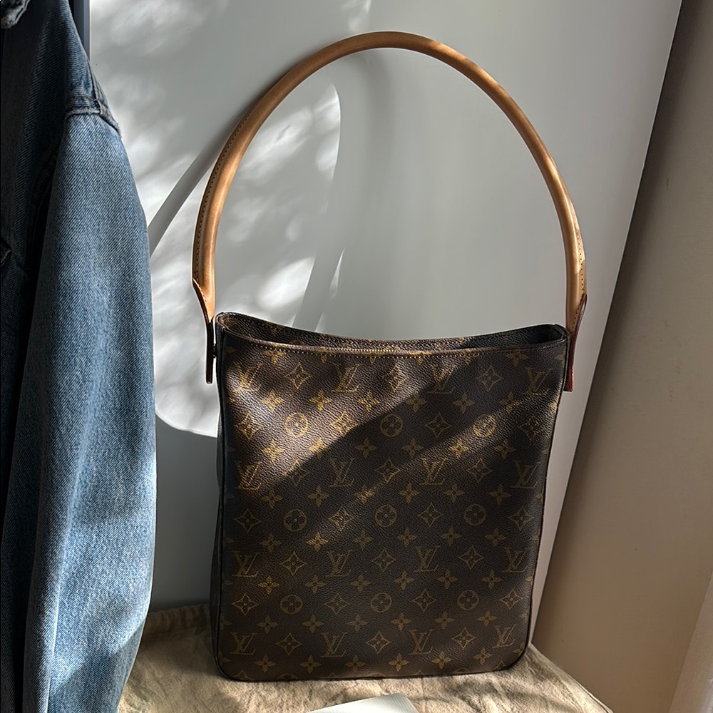 🎉PRISTINE🎉Louis Vuitton Brown Looping Gm Monogram Canvas